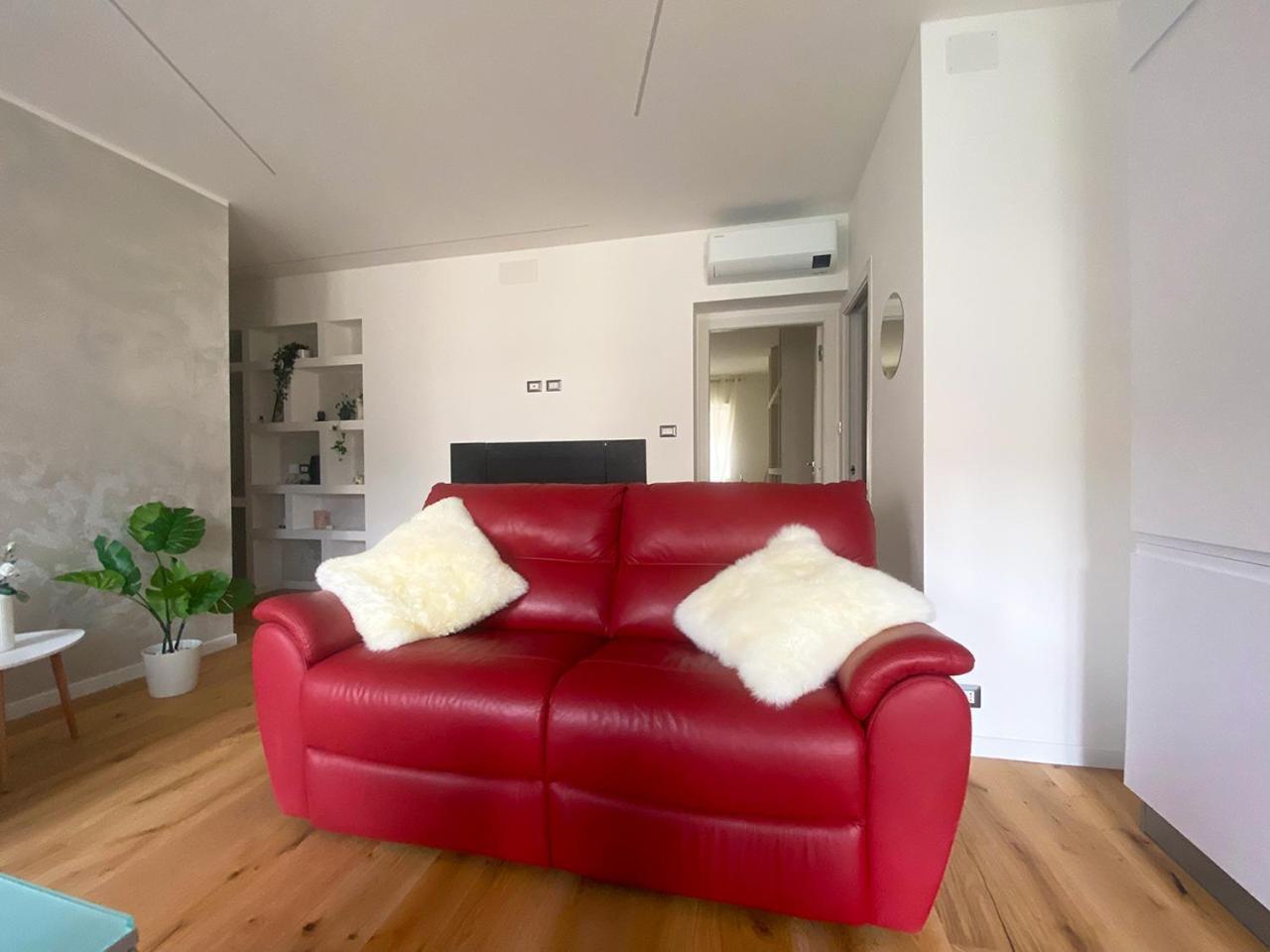 Blucavana, Casa Vacanze In Centro A Trieste Exterior foto